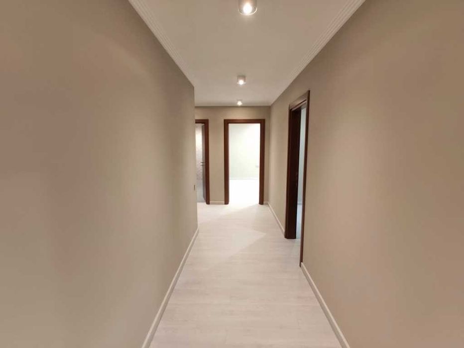 Ціну знижено! Продаж офісу 131 кв.м. Жилянська, 59. 3 поверх