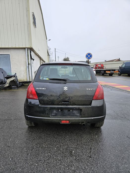 Suzuki Swift 1.3 DDiS de 2008 para peças