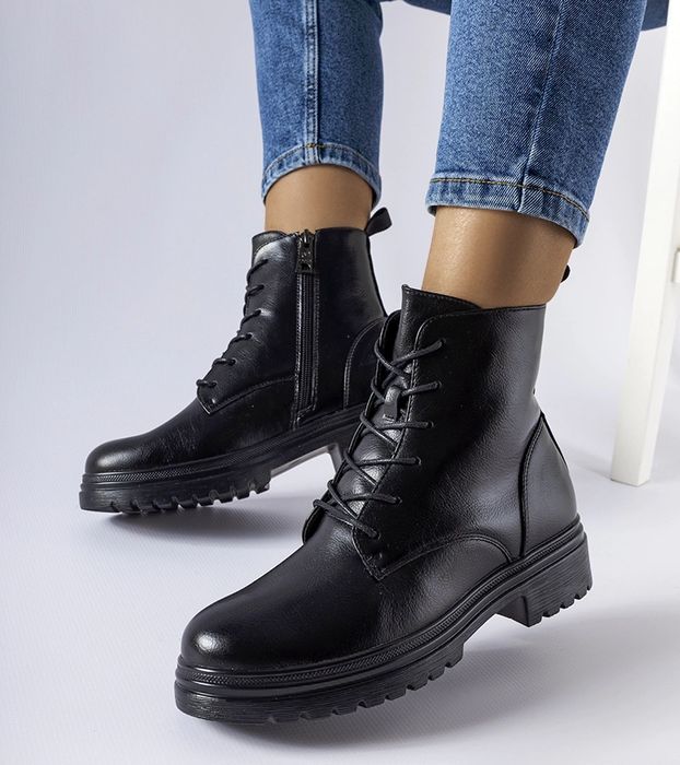 Czarne ocieplane traperki Vinceza