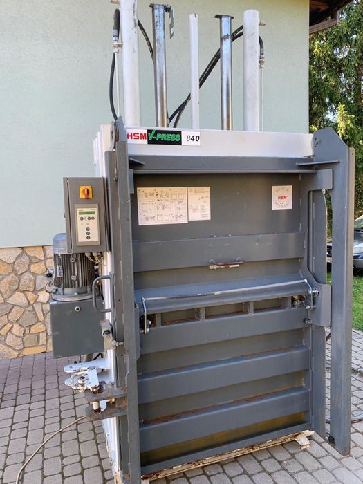 Kompaktor prasa belownica do odpadów papieru plastiku HSM V-Press 800