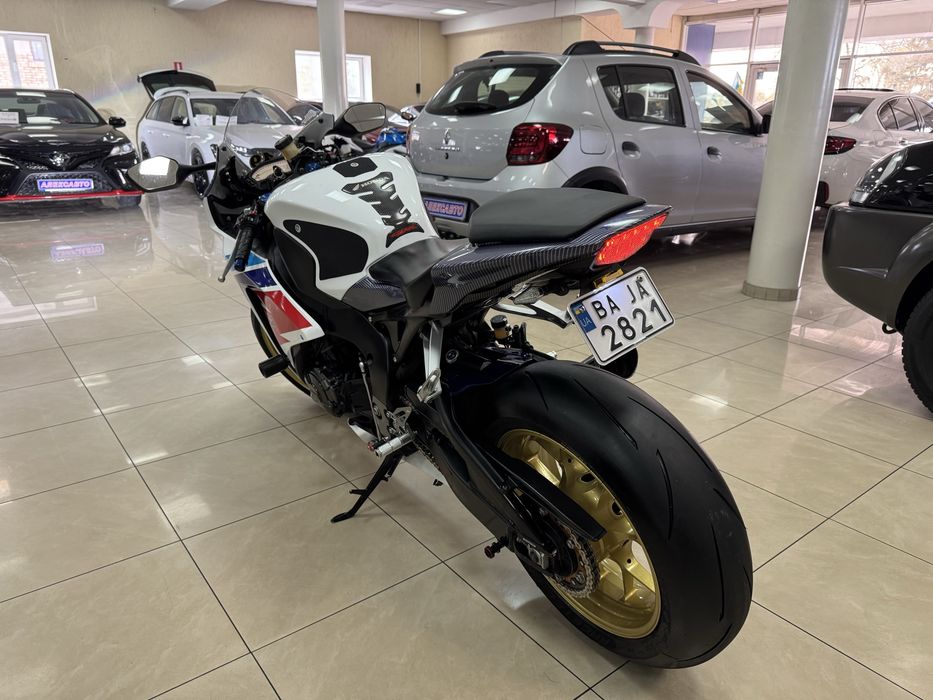 Honda CBR1000RR Fireblade 1.0i 16V 6МКПП 2014 р.в. (181 к.с.)