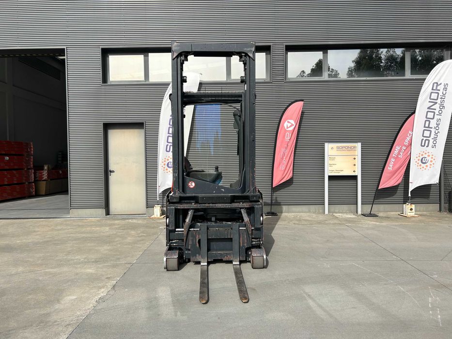 Empilhador Retrátil Linde R14X 1400 Kgs