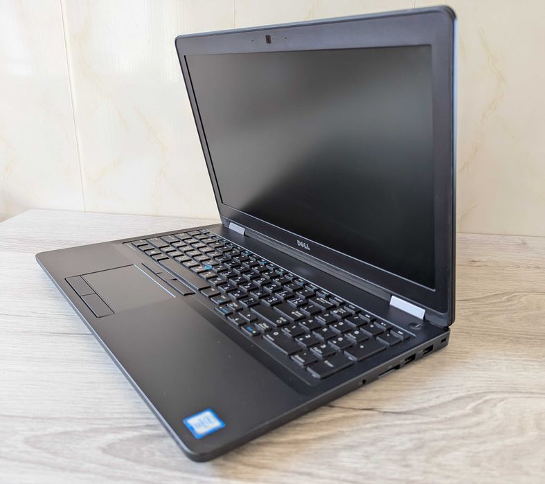 Ігровий ноутбук 15.6" Dell Latitude E5570 \Core i7\16GB\Radeon R7