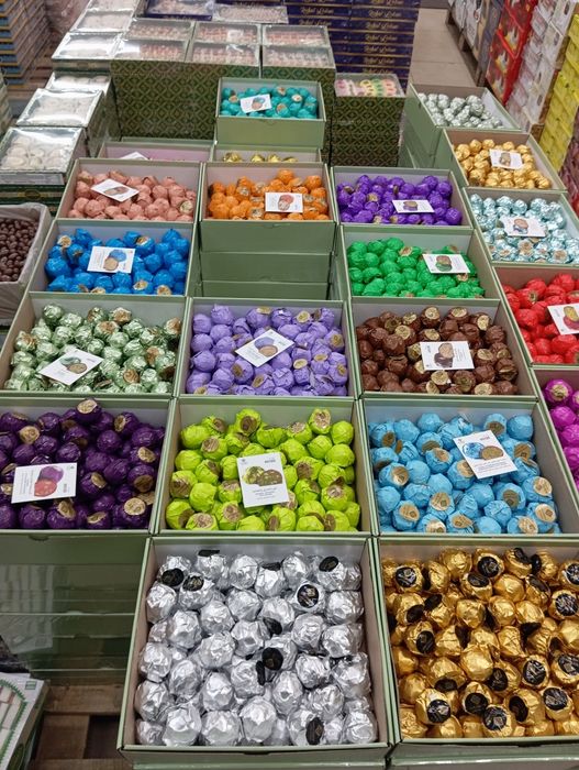 Кіндер Джой Дуже Дивні Дива , Дубайские, Греция Лоуренс