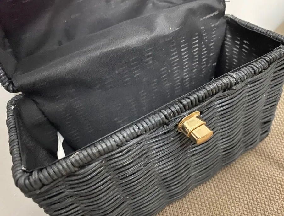 Torebka kuferek damski