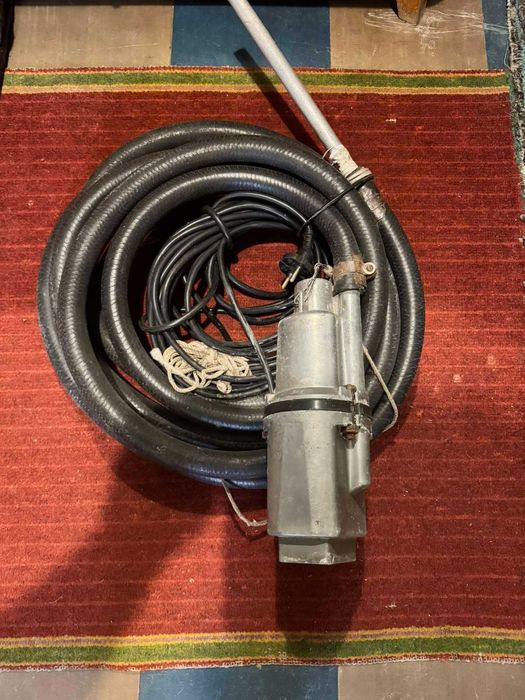 Водяной электро насос Ручеёк