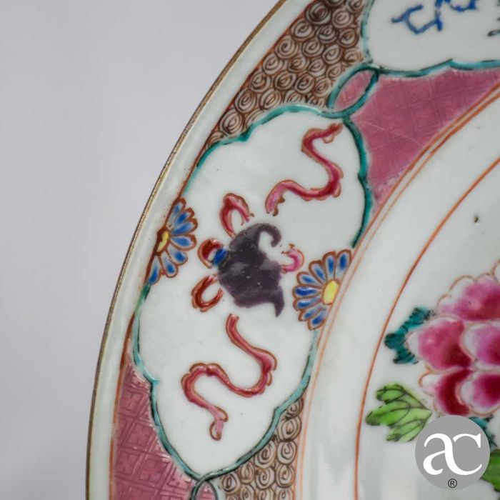 Prato em porcelana da china, Dinastia Qing, período Qianlong, séc. XVIII
