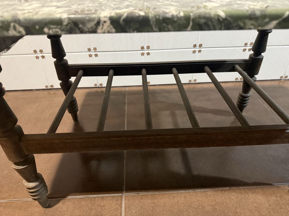 Mesa de centro em bom estado