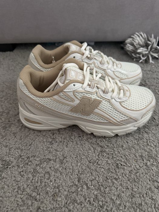 New balance 740