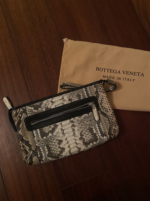 Клатч  Bottega Veneta pythin