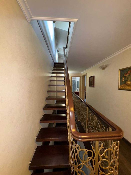 Продам квартиру в квартале от Соборной площади