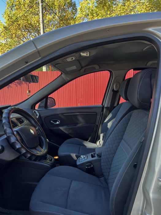 Продам Renault Scenic