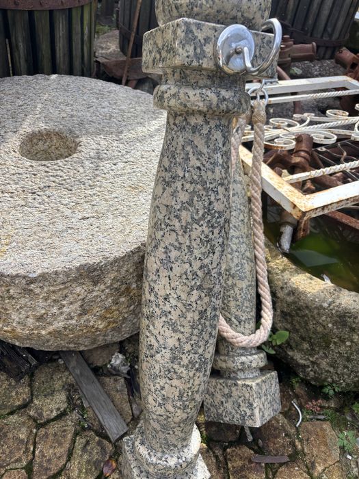 Pilares para uma entrada em marmore