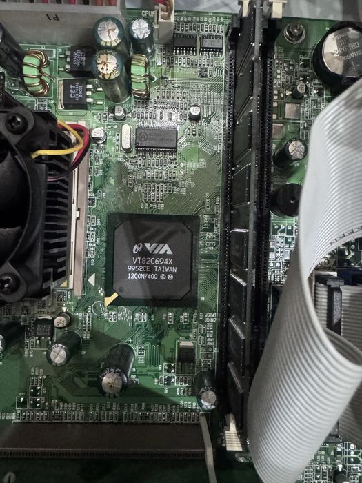 Retro komputer pentium 3