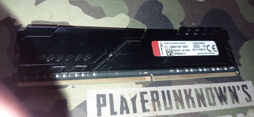 Озу 4 гб ддр4 новая