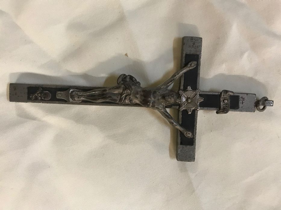 Arte Sacra - Cruz de Cristo em bronze (duas)