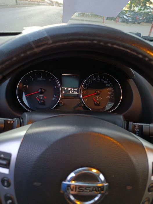Nissan Quasquai+2