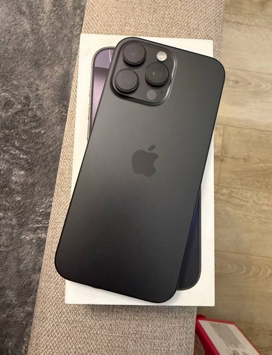 iPhone 16 pro black neverlock