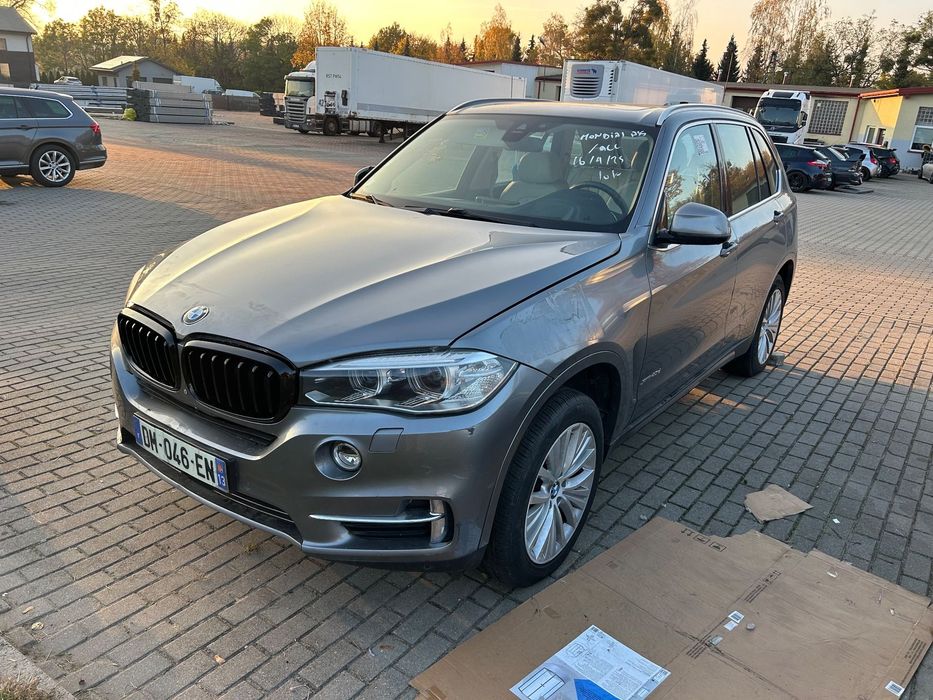 BMW X5 Do poprawek lakierniczych.