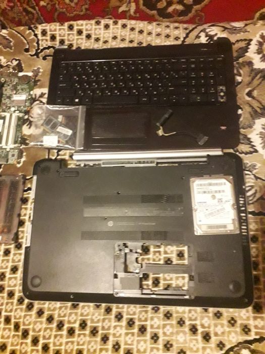 Продам Hp pavilion 15.На запчасти.