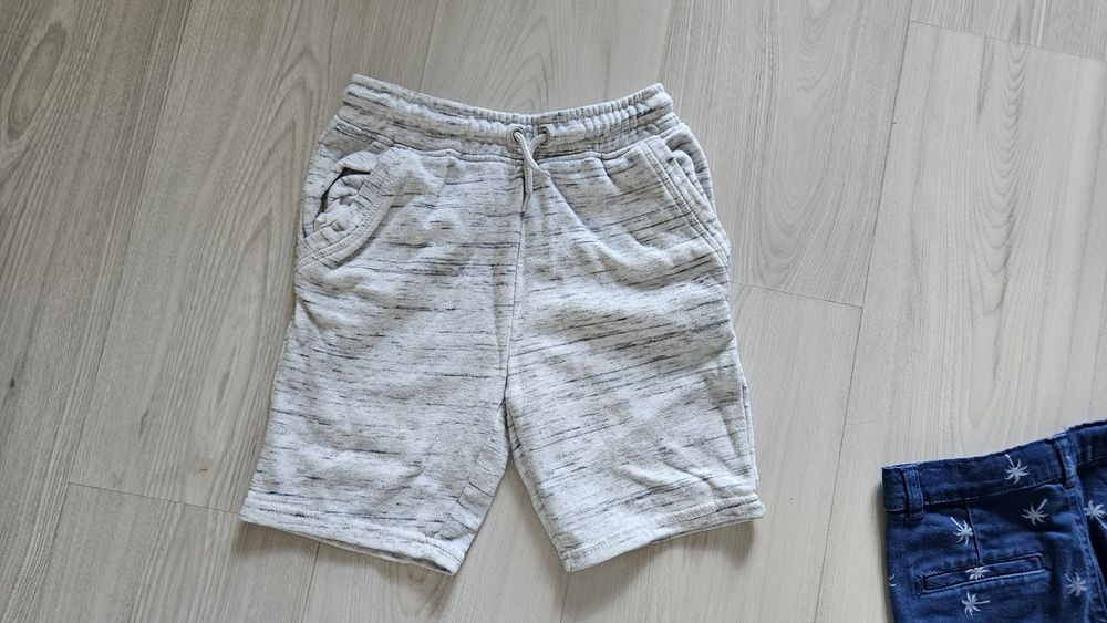 Szorty spodenki 122 cm primark zestaw 128 zielone spodnie