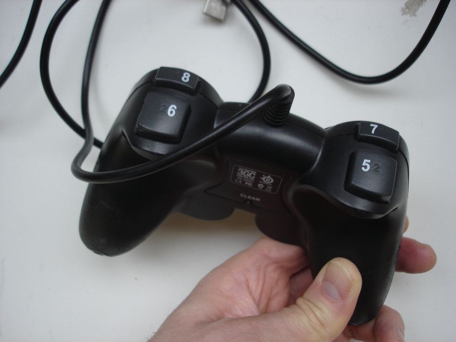 Steelseries 3GC Джойстик игровой, на запчасти или ремонт