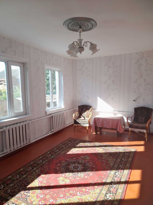 Продаж 1/2 будинку з окремою адресою район Басів. Е відновлення розглянемо.