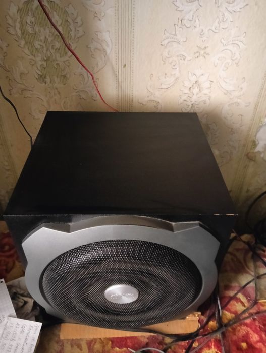 Сабвуфер  F&D A510
1