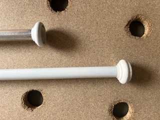 2 varões de cortina de casa de banho