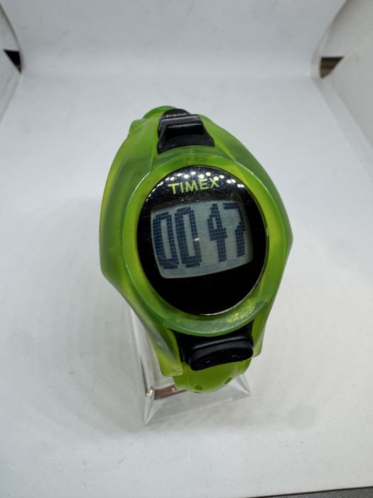 Zegarek Timex cyfrowy zielony transparentny vintage z grą sprawny