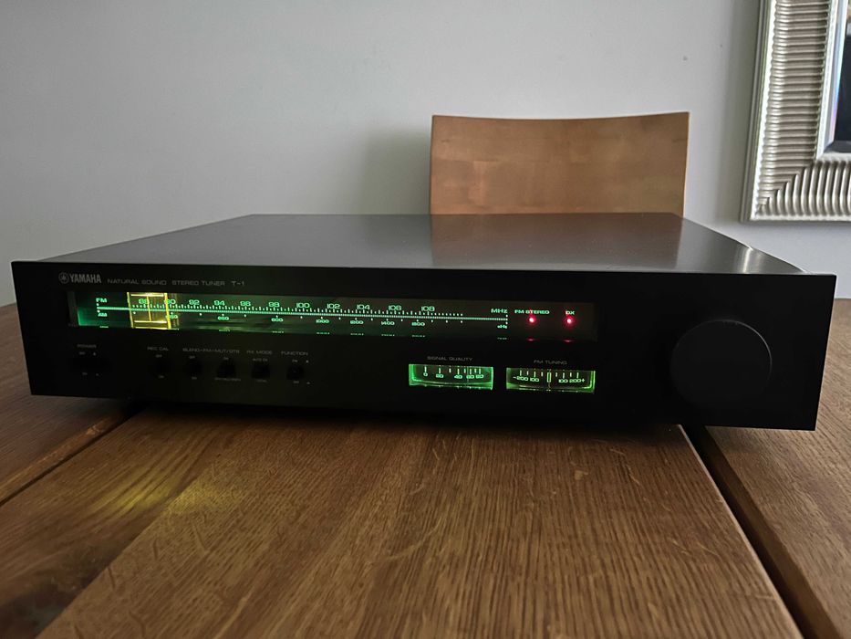 Tuner Yamaha T-1
