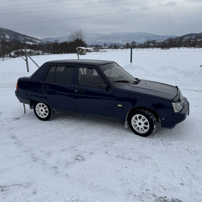 Продам у дуже хорошому стані Славуту!