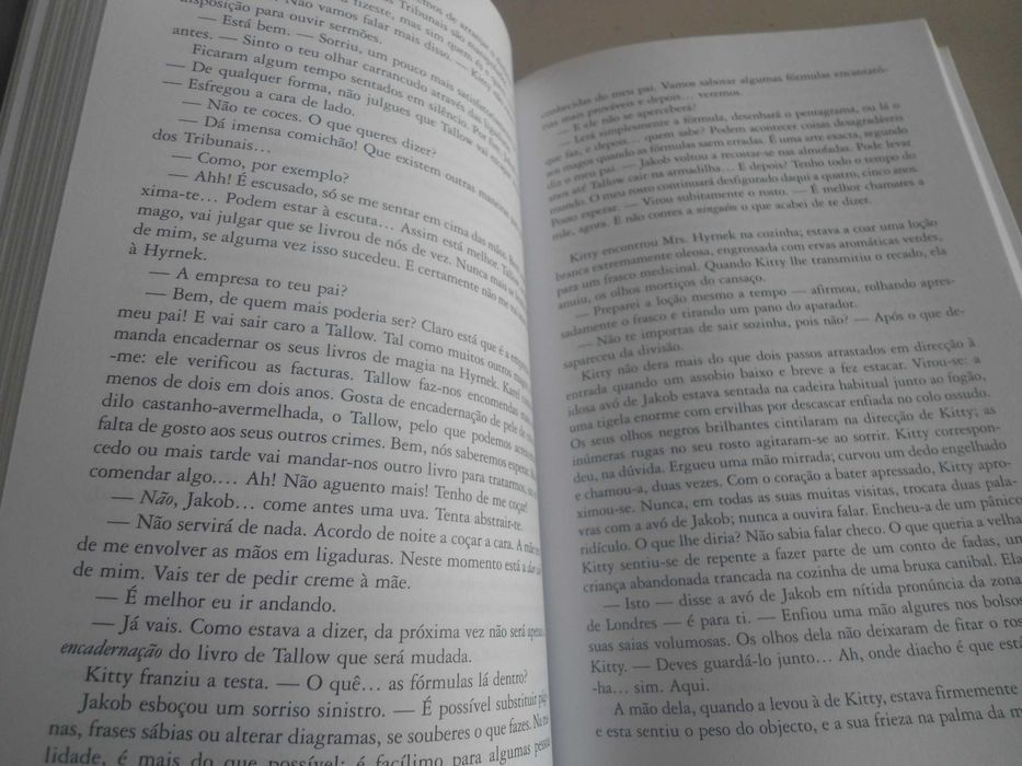 A Trilogia Bartimaeus (Livros 1 e 2) por Jonathan Stroud