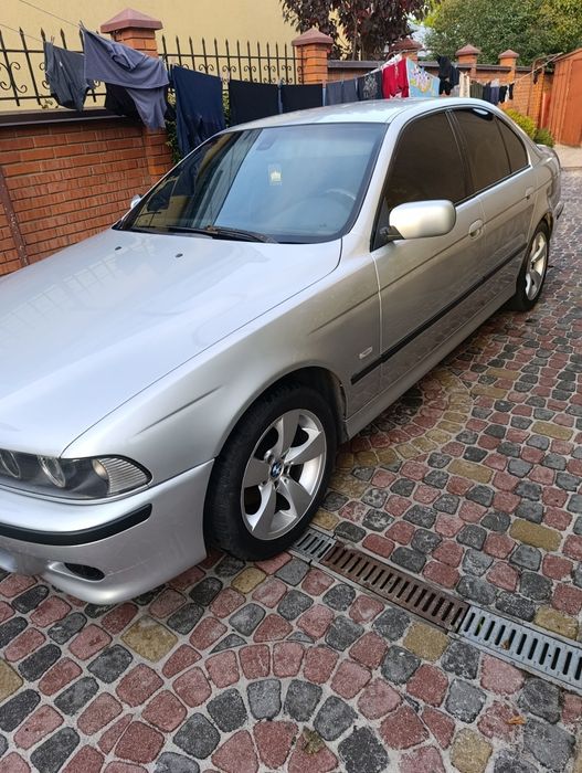 Продам Бмв е39 рестайл