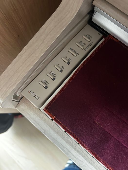 Pianino Yamah Arius YDP-165