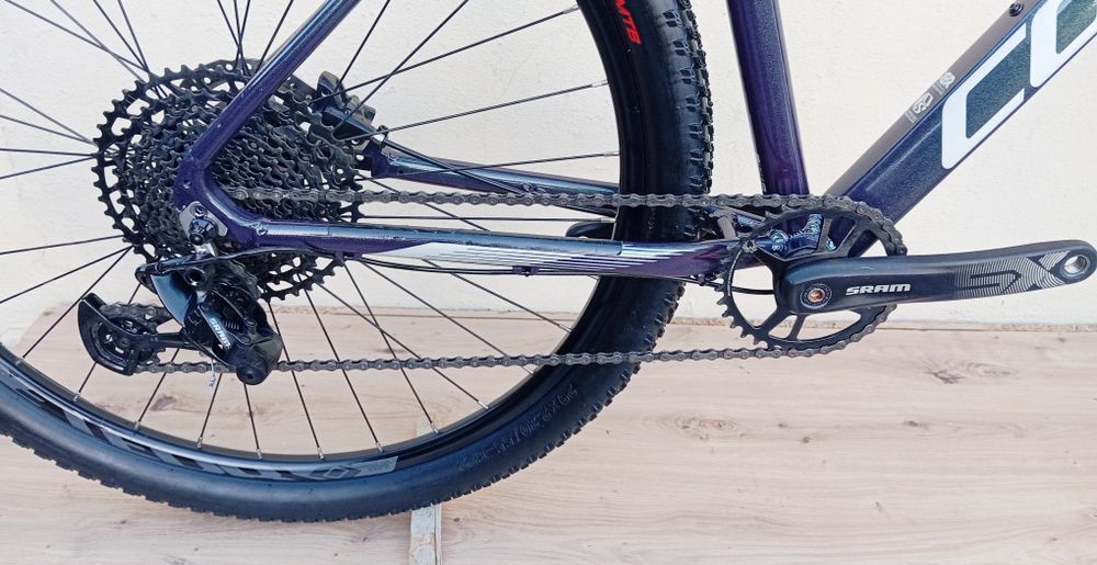 JF-Bikes  Bicicletas Coluer Limbo L 12v