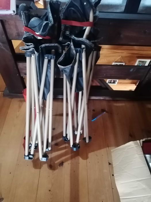 Mesa e cadeiras campismo