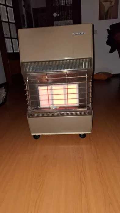 Aquecedor a gás com cerâmicas impecáveis