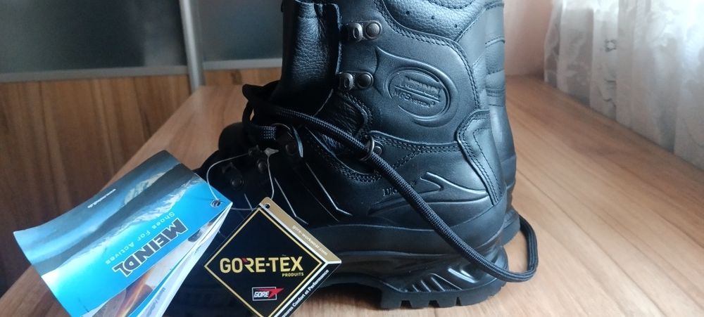 Продаю німецькі берци Meindl нові