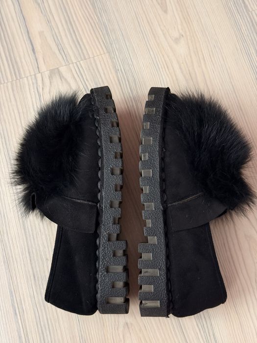 Теплі чобітки чорні з хутром 38 розмір