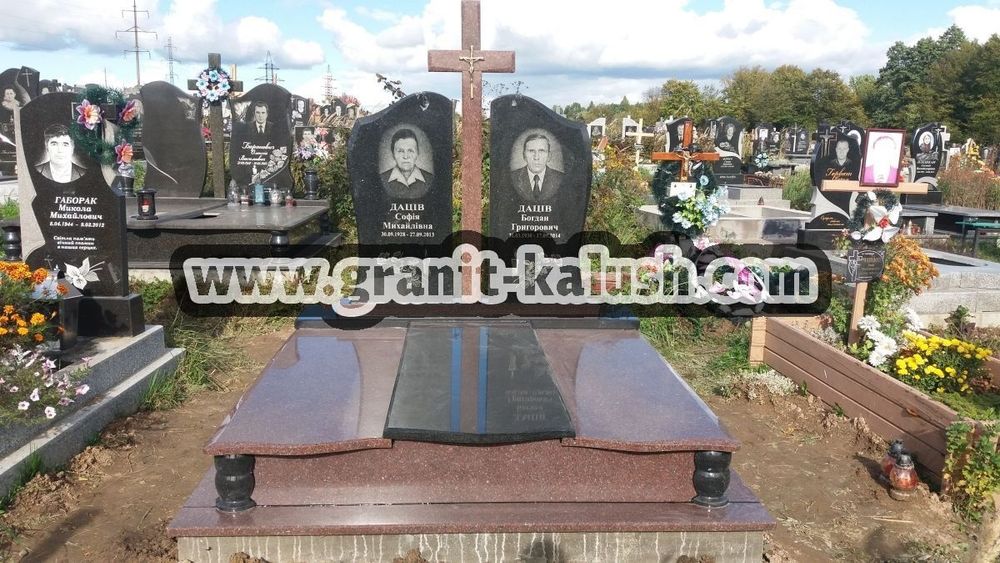 Пам'ятники від виробника з граніту виготовлення,установка,доставка.