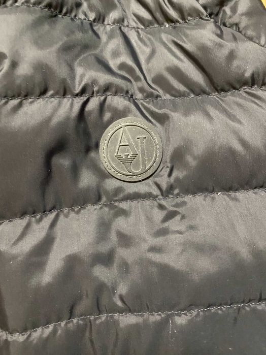 Куртка черная armani jeans 44р