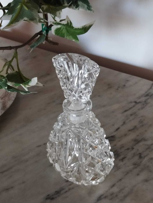 Frasco de Perfume em Cristal Antigo
