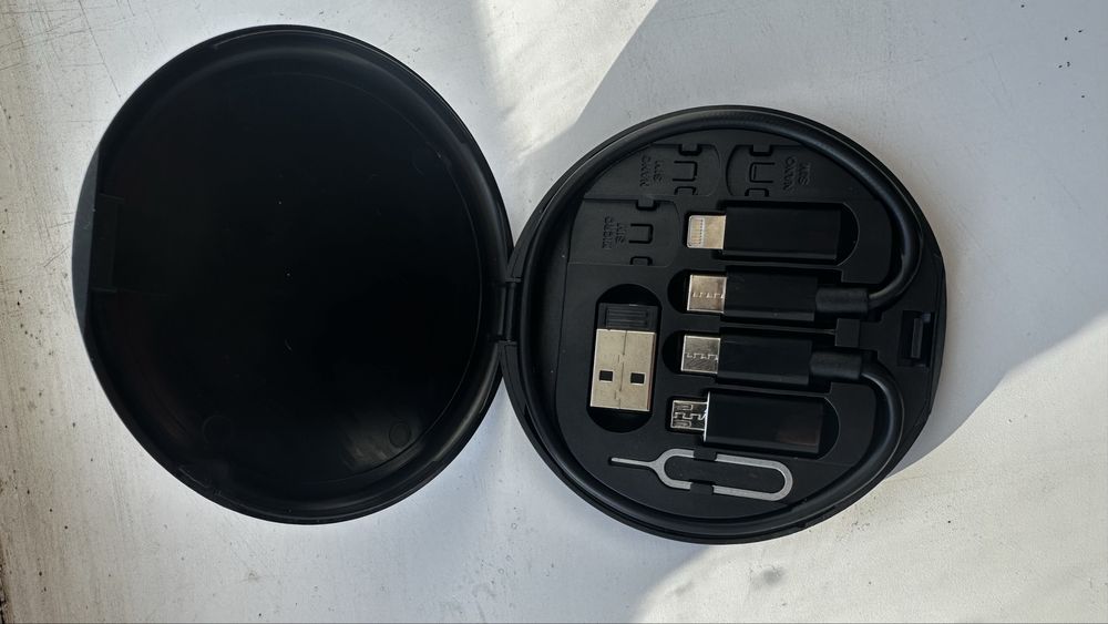 Універсальний кабель-органайзер 6-в-1 / Набір адаптерів для подорожей