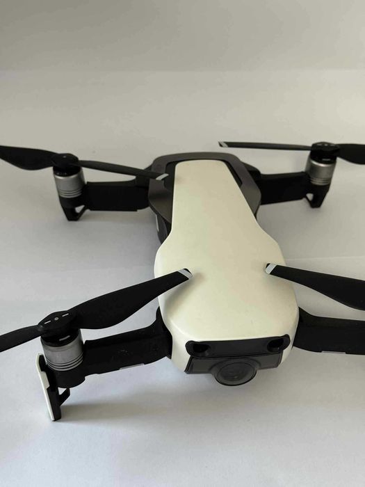 Drone DJI Mavic Air com caixa original e acessórios