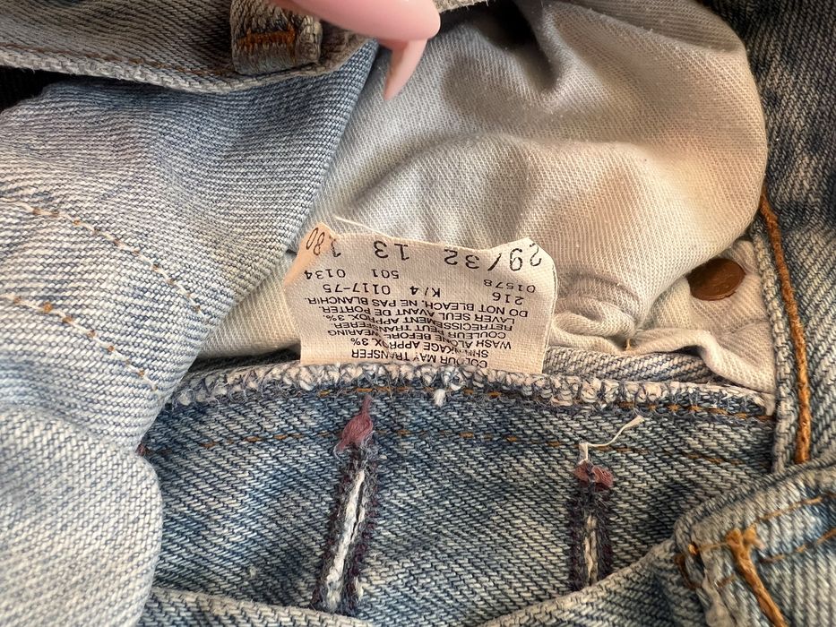 Джинси жіночі Levi Strauss & Co