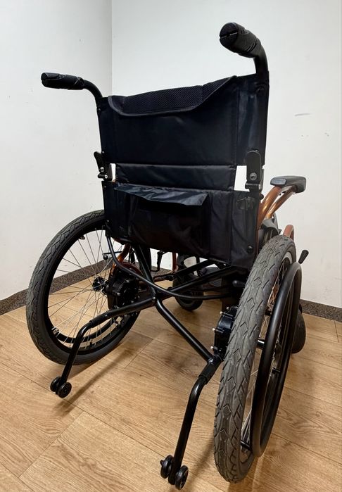 Wózek inwalidzki lekki skladany lekka bateria