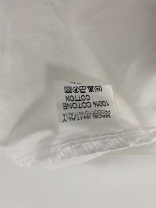 Blusa branca marca ITALIAN JOB com bordados