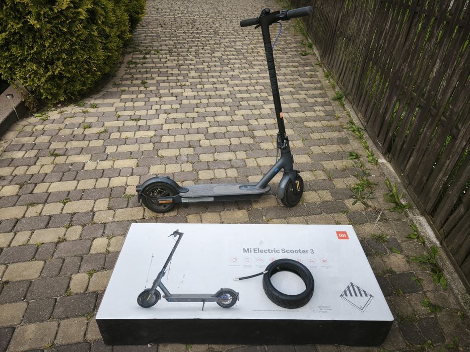 Mi Electric Scooter 3