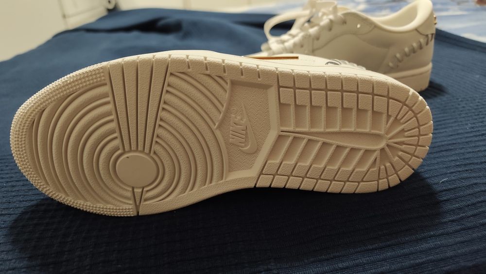 Vendo um tênis Nike